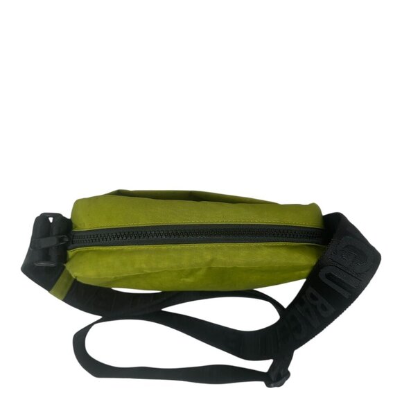 New Baggu Avocado Green Nylon Camera Crossbody Bag With Logo Strap Minimalist - Picture 4 of 11